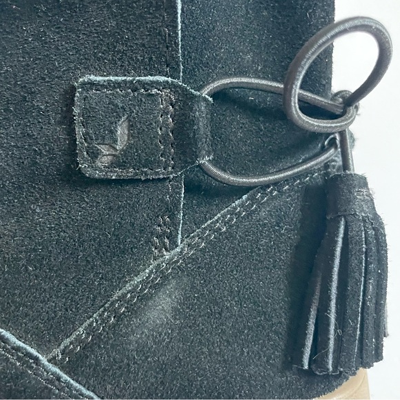 Koolaburra by UGG | Skyller Slip-on Ankle Booties Black Suede Tassel Womens 7 - Picture 10 of 14
